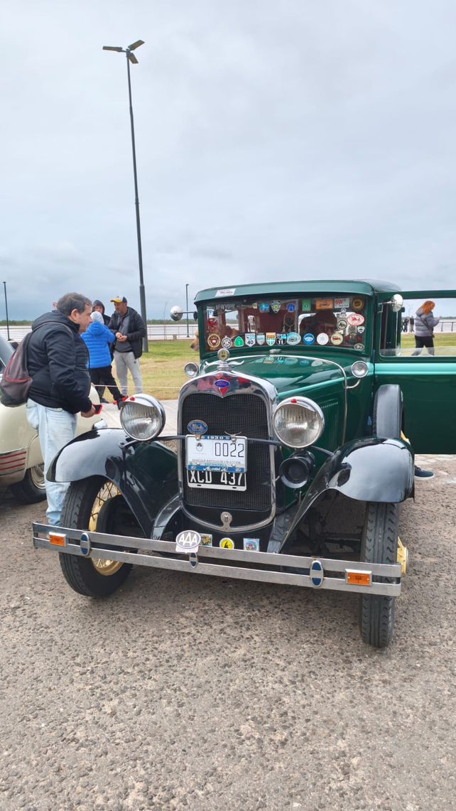 Los clubes de autos antiguos apuestan a preservar el patrimonio