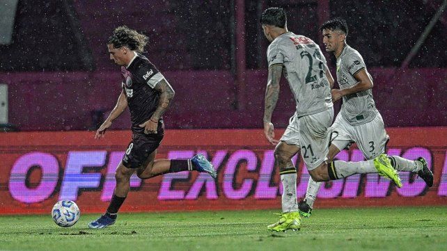 Lanús y Defensa igualaron y no pudieron acercarse a Unión