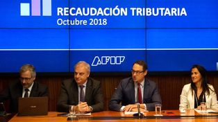 La recaudación real bajó por efecto de la crisis económica
