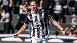 Agustín Módica, el ex-Central que anda derecho con el arco y no para de hacer goles
