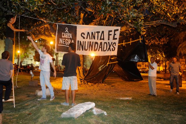 Regresó a la plaza la Carpa Negra