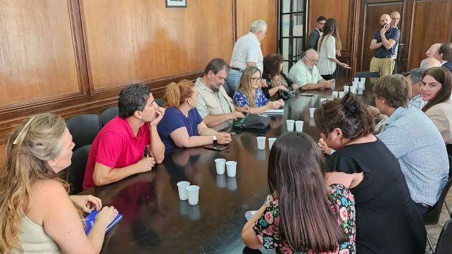 Estatales nacionales cobrarán 12% de aumento en febrero