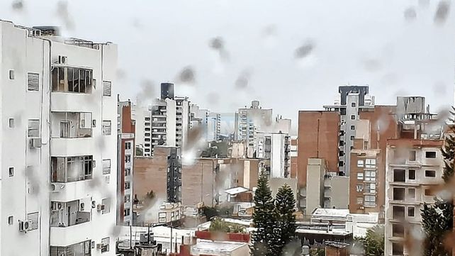 Sábado lluvioso en Paraná: qué dice el pronóstico del clima