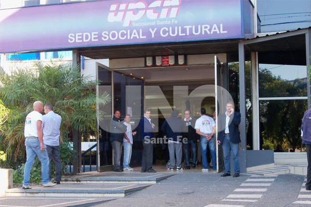 Emotiva despedida del dirigente sindical Alberto Maguid en la sede de UPCN