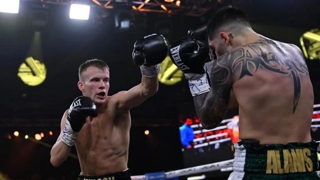 El boxeador rosarino Junior Alanis cayó en su debut internacional en Sidney