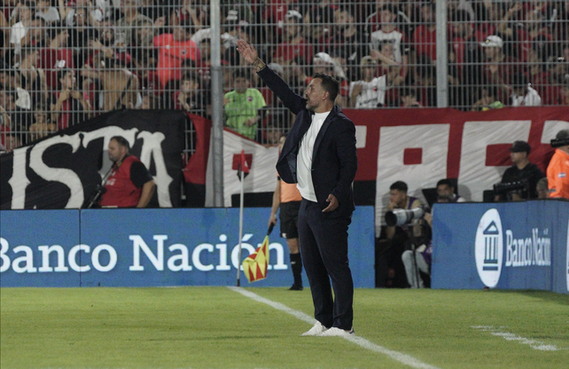 Cristian Fabbiani le cambió la cara a Newells que hoy juega ante Argentinos Juniors.