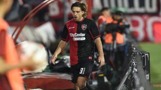 Roja directa. Guillermo May cometió una fuerte infracción y dejó el campo de juego antes del final.