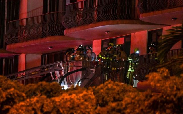 El derrumbe de un edificio en Miami en imágenes