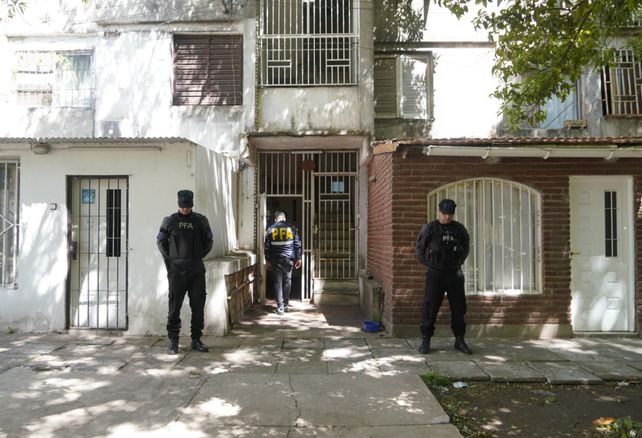 Llamadas a la cárcel de Rawson, la pista que une el ataque a Tribunales Federales con René Ungaro
