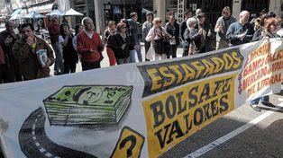 El contador Mario Rossini y ocho colaboradores se sientan desde este jueves en el banquillo