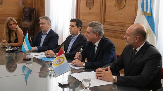 Inseguridad: Perotti acordó con Nación sumar cámaras con reconocimiento facial para Rosario