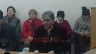 Condenaron a un médico pediatra a 17 años de prisión por violar a su pequeña hija