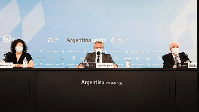 El presidente Alberto Fernández calificó como un hecho reprochable la vacunación VIP&nbsp;