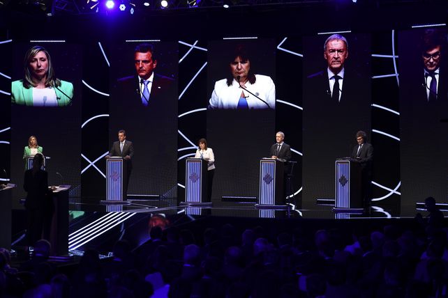 &nbsp;Los cinco candidatos presidenciales evaluaron como positiva su participación en el debate y se preparan para que el se realizará en la UBA.