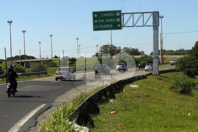 Una banda atacó a tiros a una familia en La Guardia