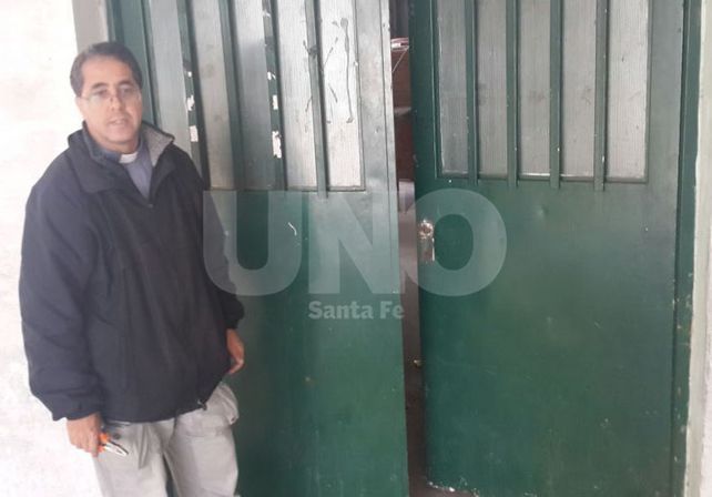 Saquearon y robaron la casa parroquial de la iglesia Ceferino Namuncurá de B° Yapeyú