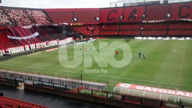 Con un gol de Maxi Rodríguez sobre el cierre del partido, Newells venció 2 a 1 a Colón