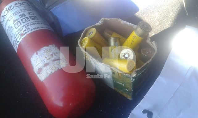 Viajaba en su auto con marihuana, una balanza y 17 cartuchos