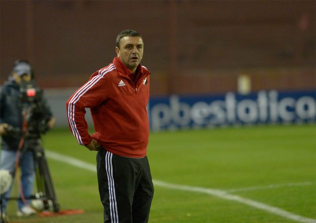 Es un paso atrás, pero no hay excusas, planteó Osella tras la eliminación