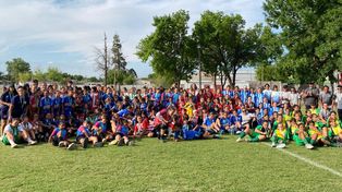 Asociación Rosarina de Fútbol. Las selecciones sub-12 de Santa Fe compartieron en la ciudad de Rafaela el Tercer Encuentro Provincial de fútbol femenino y fue todo un éxito. &nbsp; 
