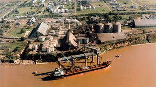 Hubo un segundo derrame en las aguas del río Paraná a la altura de Puerto San Martín