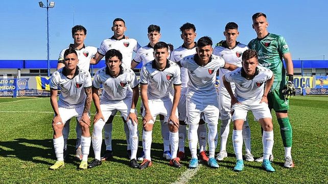 Colón no tuvo argumentos y Boca lo superó claramente 2-0 en Reserva para continuar como único puntero.