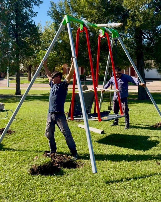 Incorporan juegos inclusivos en espacios públicos del departamento General López