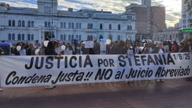 La familia de Stefanía Sosa se movilizó a tribunales y pidió justicia: no al juicio abreviado