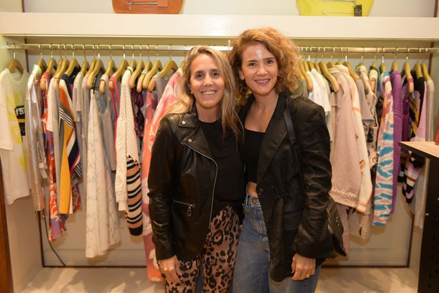 Laura  y Flor Antuña