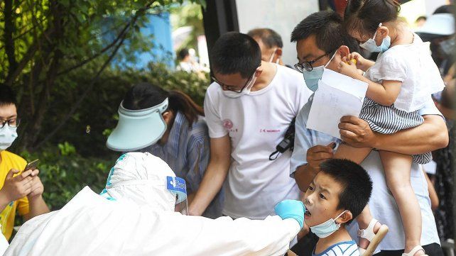 Covid-19: OMS levantó el alerta máxima por la pandemia