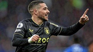 Emiliano Buendía marcó un gol en la victoria de Aston Villa contra Everton.