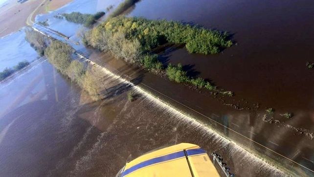 Más de mil evacuados en Salto