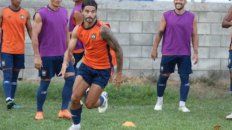 Ex canalla. El Chino Vizcarra se ilusiona con poder jugar ante Victoriano Arenas . Ex canalla. El Chino Vizcarra se ilusiona con poder jugar ante Victoriano Arenas .