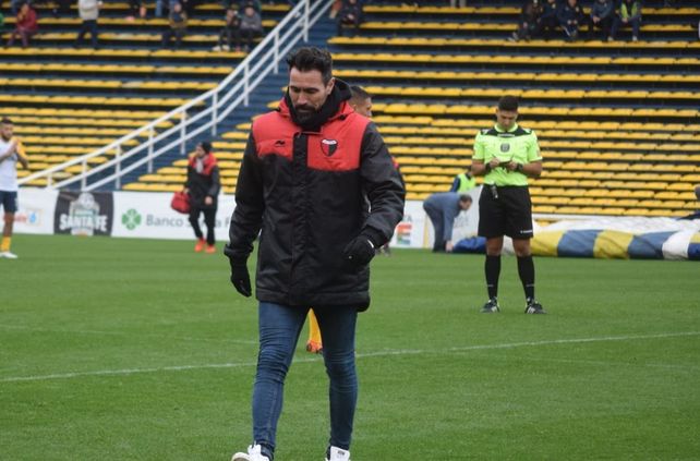 Domínguez guardará a varios titulares para ir a Paraná