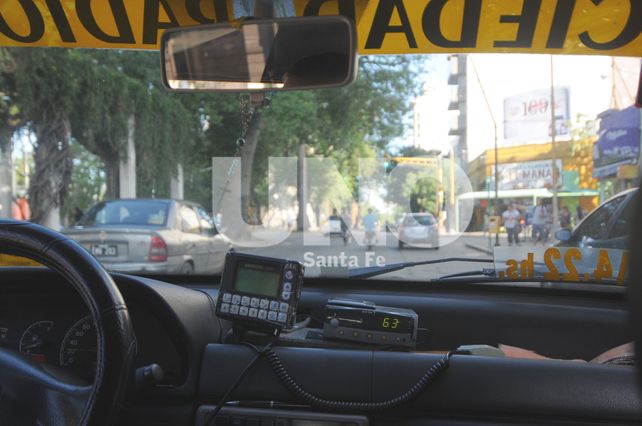 Ya rige el aumento en la tarifa de taxis