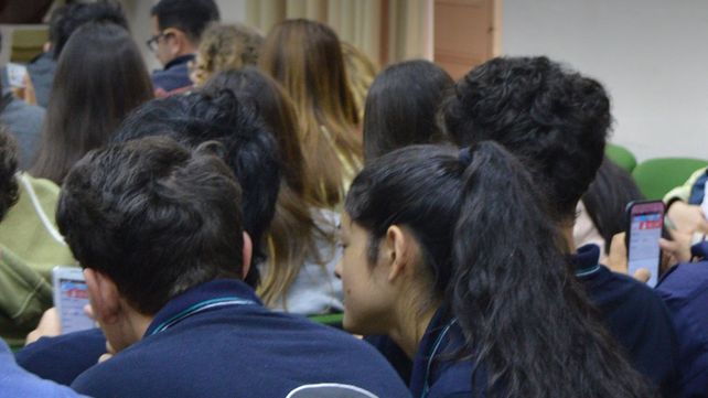 Olimpíadas de Ciencias Económicas 2019: Certamen y juego para escuelas