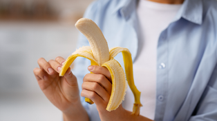 La cáscara de la banana también tiene beneficios para aprovechar