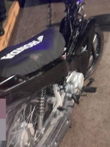 Colonia Avellaneda: le entregaron una moto robada en un intercambio y denunció el caso