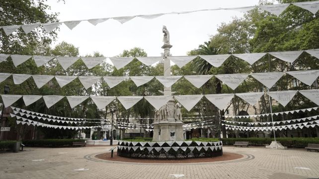 Este año la Plaza 25 de Mayo será señalizada en el marco del Programa Municipal Marcas de Memoria.&nbsp;