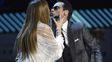 jennifer lopez y marc anthony fueron pimpinela en una noche de amor y besos en los grammy