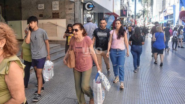 El comercio y las empresas expresaron su total desacuerdo y disconformidad con el feriado El comercio y las empresas expresaron su total desacuerdo y disconformidad con el feriado