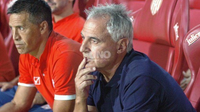 Unión infla el pecho: Leonardo Madelón, el Mejor DT de la 3ª fecha del Apertura