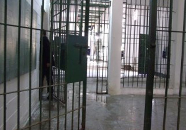 Comienza la etapa de prueba del body scan en el acceso a la cárcel de Coronda