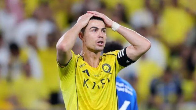 Cristiano Ronaldo no puede creer el gol en contra de Bento.