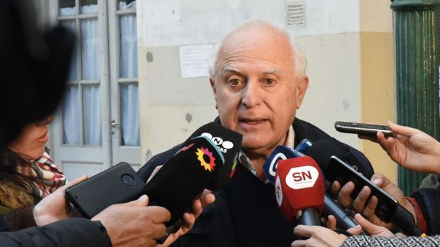 El gobernador fue uno de los 19 mandatarios que irán a la Corte para rechazar el ajuste de Macri.