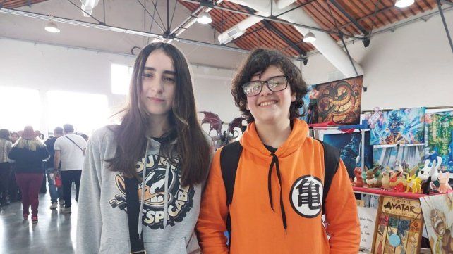 Sofía y Joaquín emocionados por la movida anime en su querida ciudad
