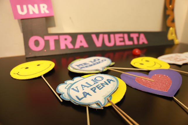 Terminar la secundaria después de los 17: Estudiar transforma, a cualquier edad