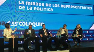 La ministra Balagué participó del Coloquio de IDEA