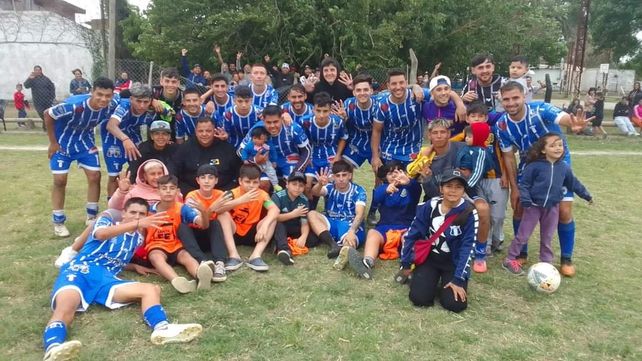 Rucci goleó y sueña. El equipo de 1º de Mayo goleó y acaricia el ascenso a la Primera B. 