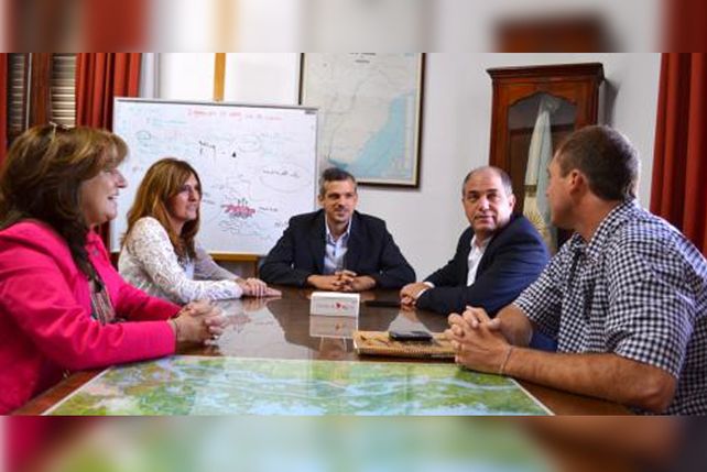 Concejales mantuvieron un encuentro con el Presidente del Ente Portuario